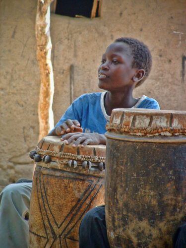 Shabani spiller trommer i 2006