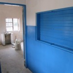 Indvendig maling af klinikken på Bujora