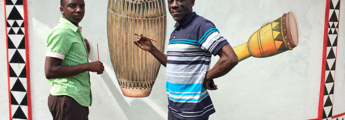 Drumstore til Bujora Dance Troupe